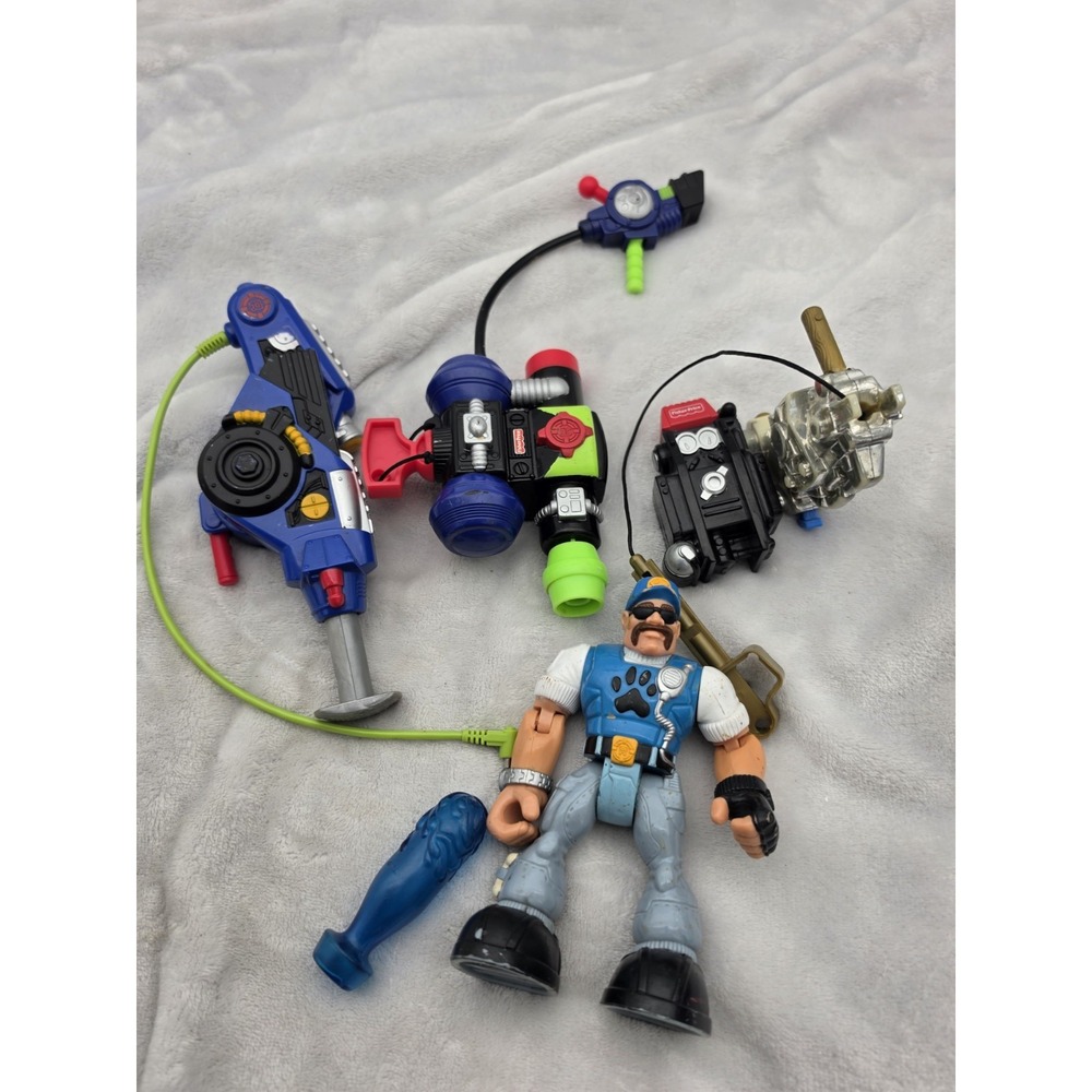 2002 FISHER PRICE RESCUE HEROES VOICE TECH Backpack Lot & accessories